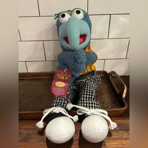 2003 Jim Henson Muppets Sababa Toys Plush Gonzo in Chili Pepper Shirt NEW